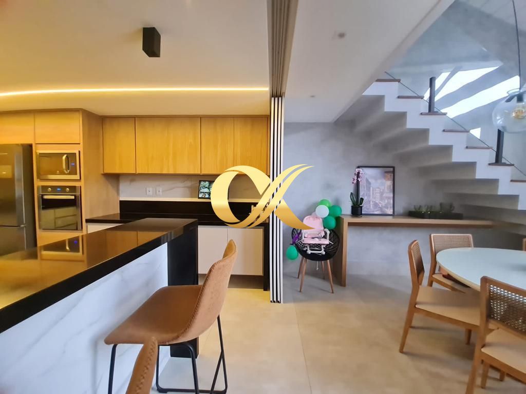 Casa à venda com 4 quartos, 194m² - Foto 3