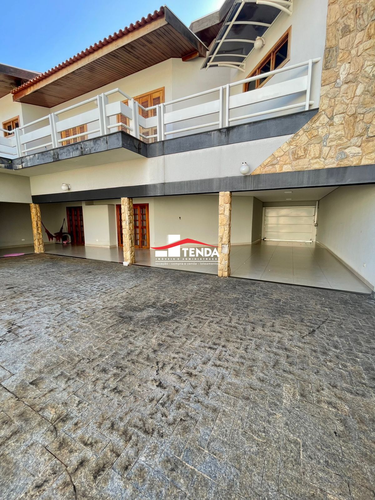 Casa para alugar com 5 quartos, 439m² - Foto 5