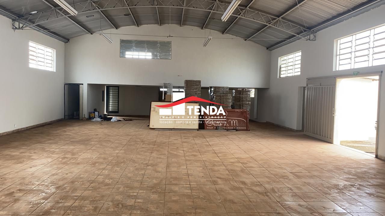 Depósito-Galpão-Armazém para alugar com 2 quartos, 600m² - Foto 4