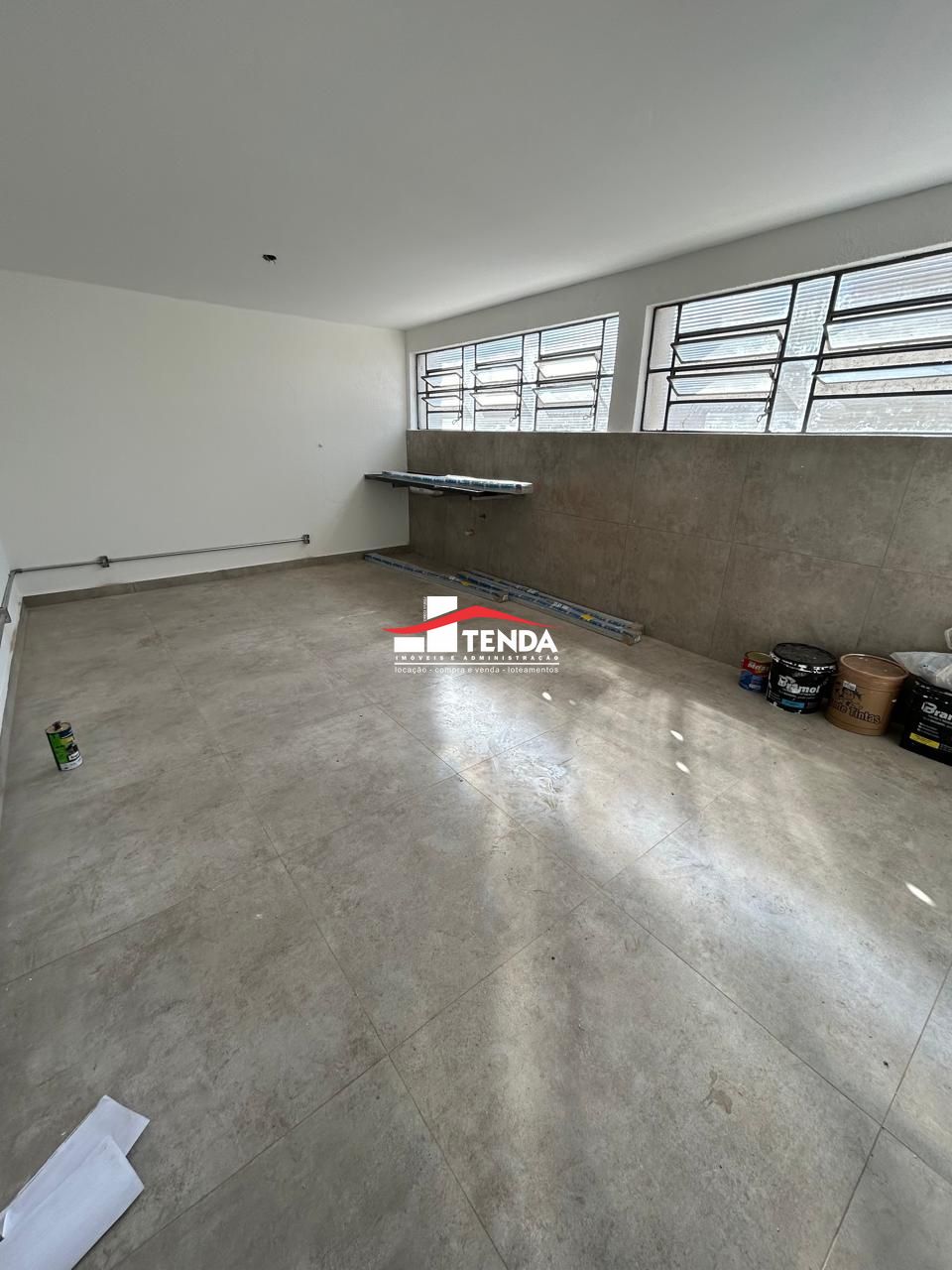 Galpão / Depósito / Armazém de 1 quarto, 831m² no bairro Vila Rezende, em Franca | Eu Corretor