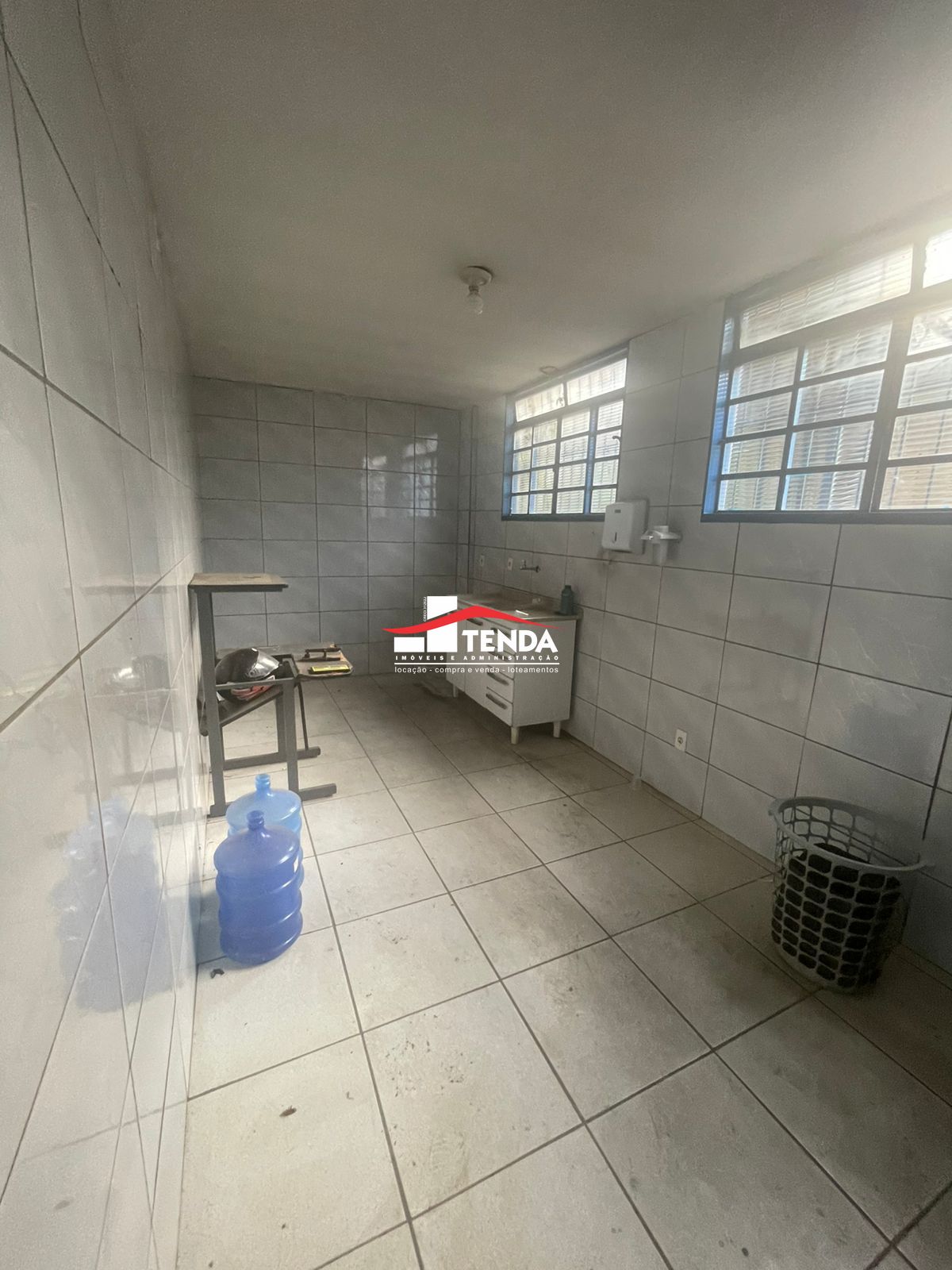 Depósito-Galpão-Armazém para alugar com 1 quarto, 524m² - Foto 12