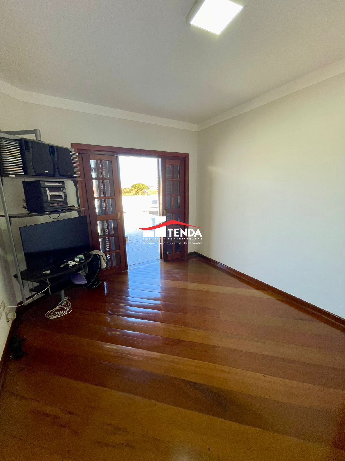 Casa para alugar com 5 quartos, 439m² - Foto 35
