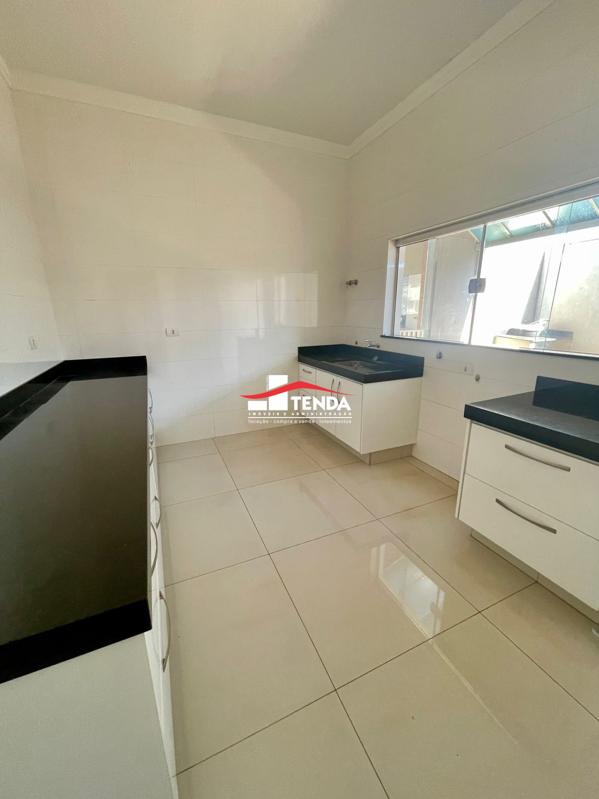 Casa para alugar com 5 quartos, 439m² - Foto 16