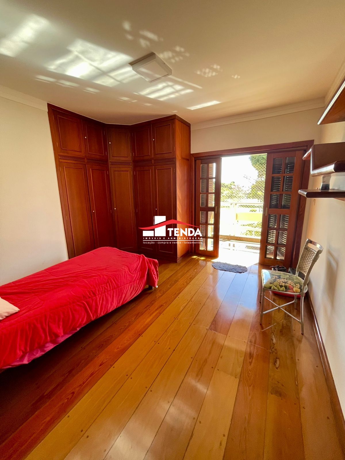 Casa para alugar com 5 quartos, 439m² - Foto 32