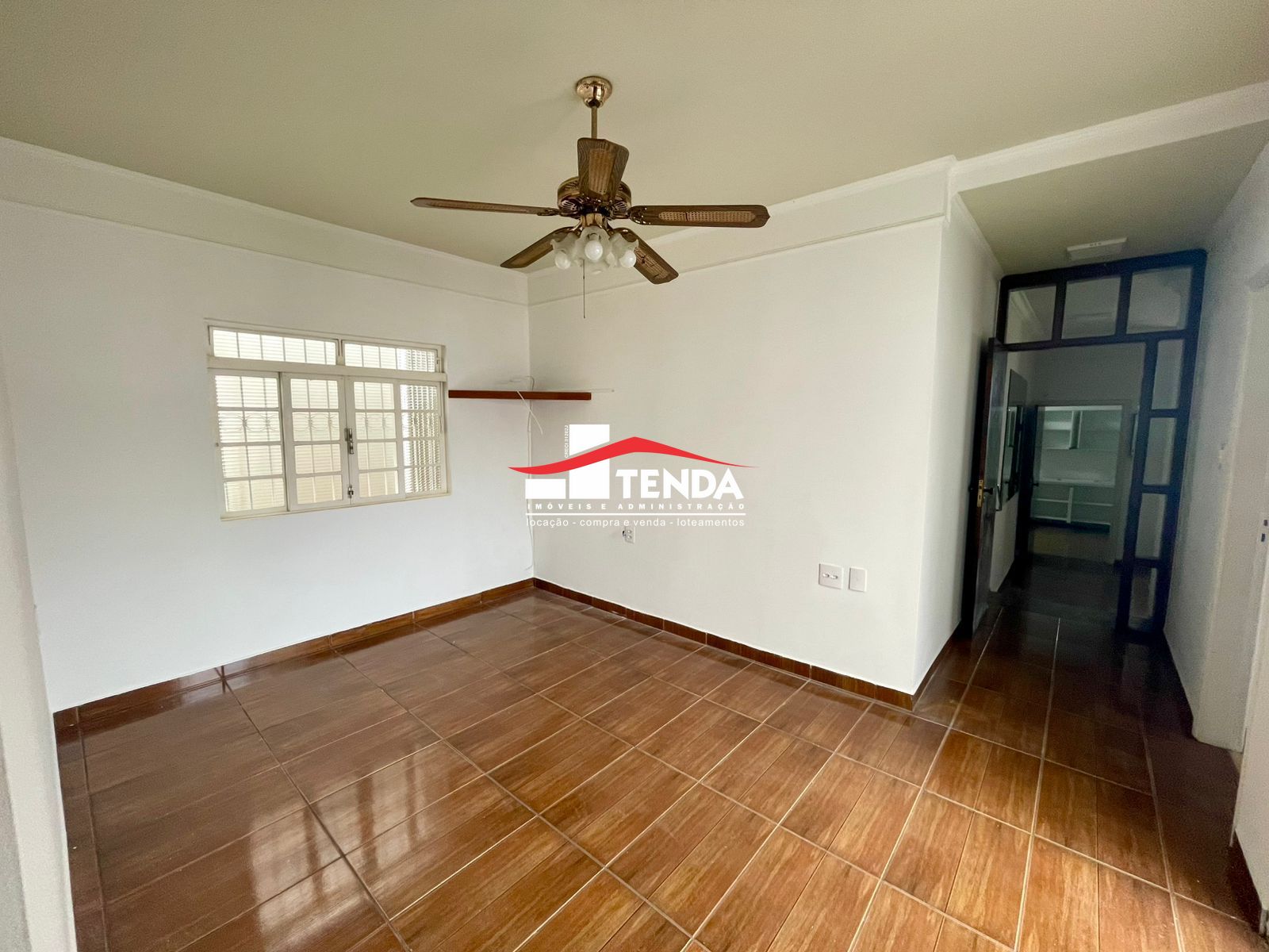 Casa para alugar com 3 quartos, 185m² - Foto 4