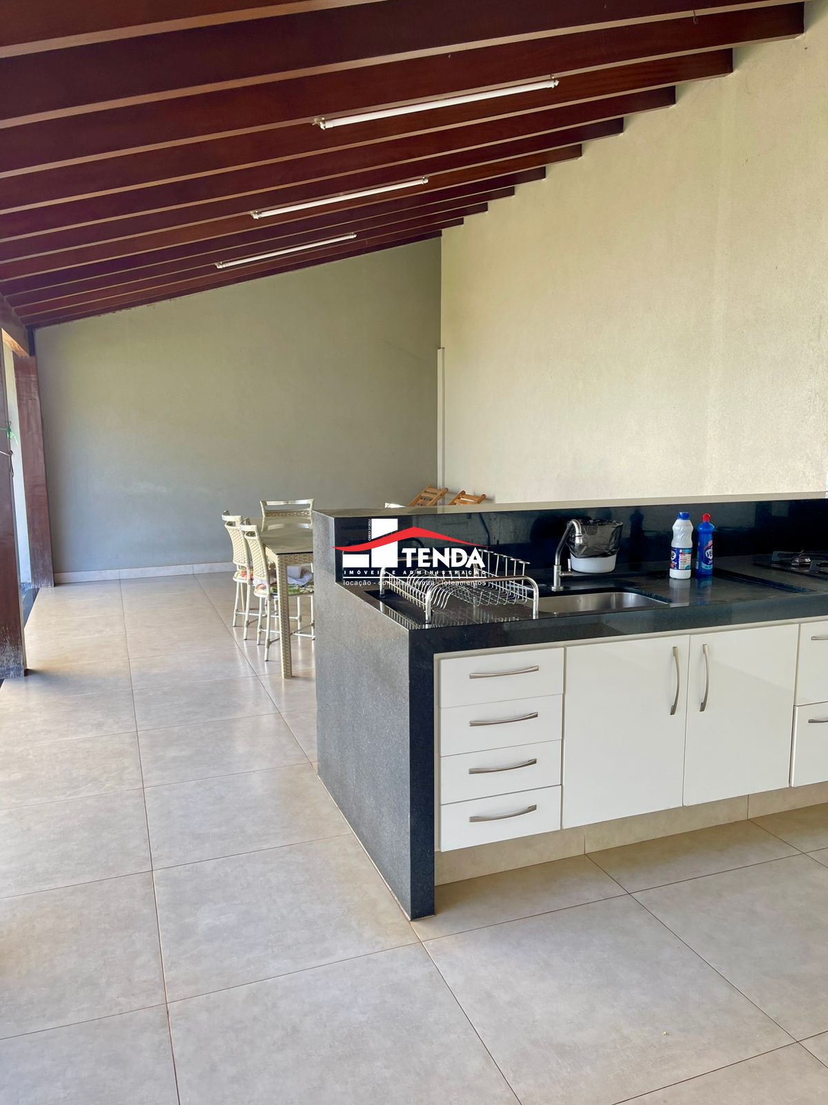 Casa para alugar com 5 quartos, 439m² - Foto 43