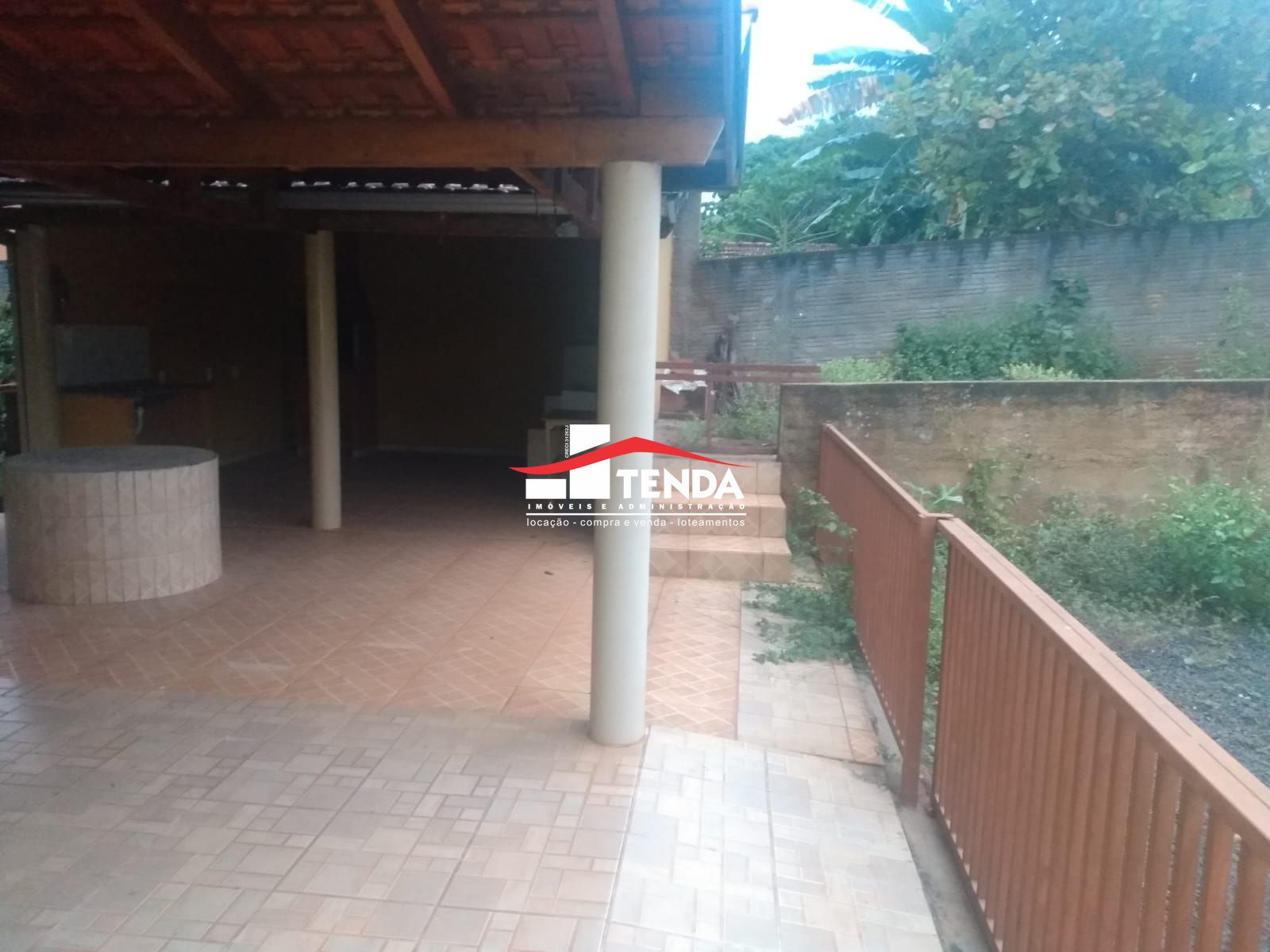 Casa à venda com 3 quartos, 239m² - Foto 4