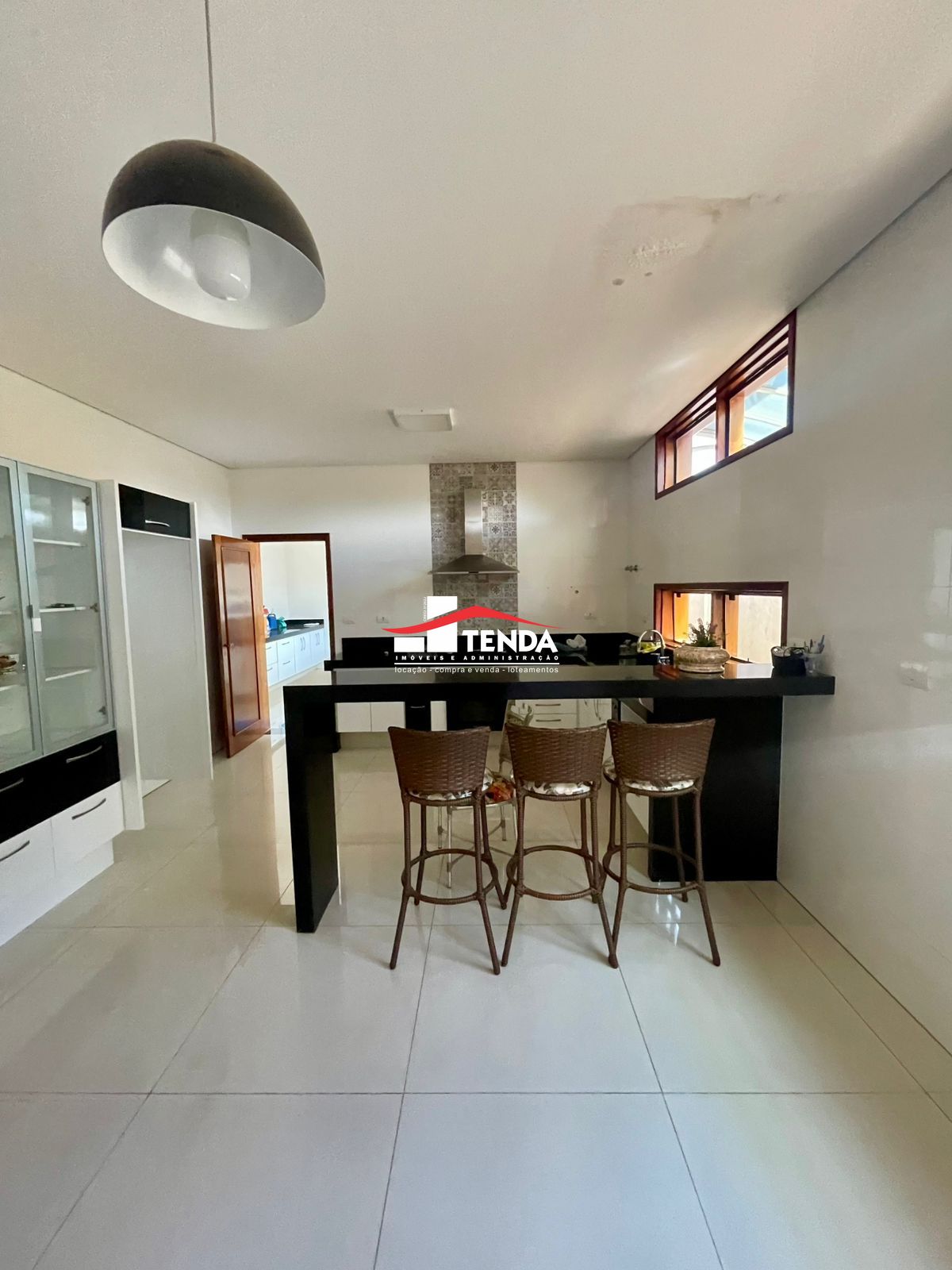 Casa para alugar com 5 quartos, 439m² - Foto 15