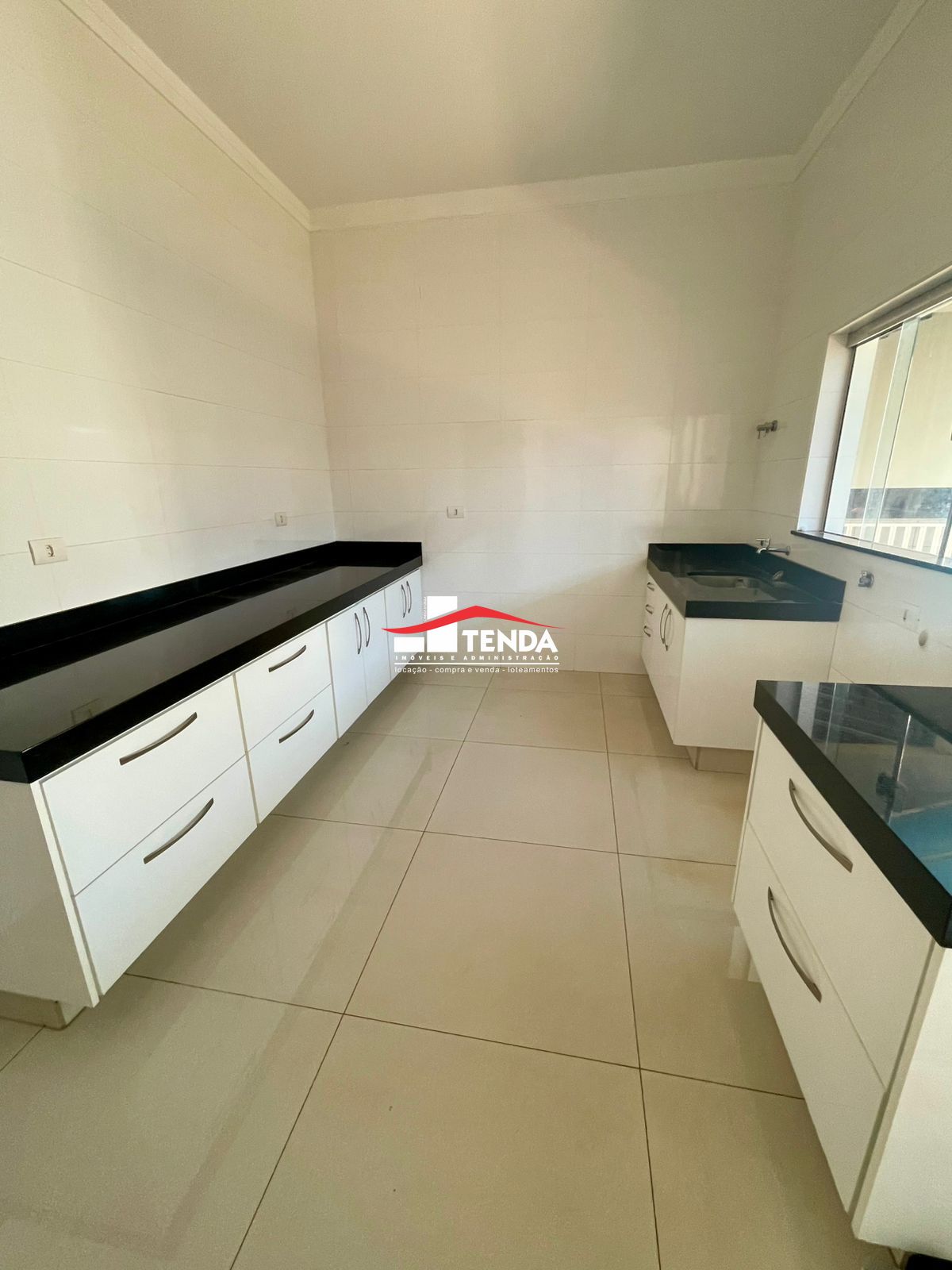 Casa para alugar com 5 quartos, 439m² - Foto 17