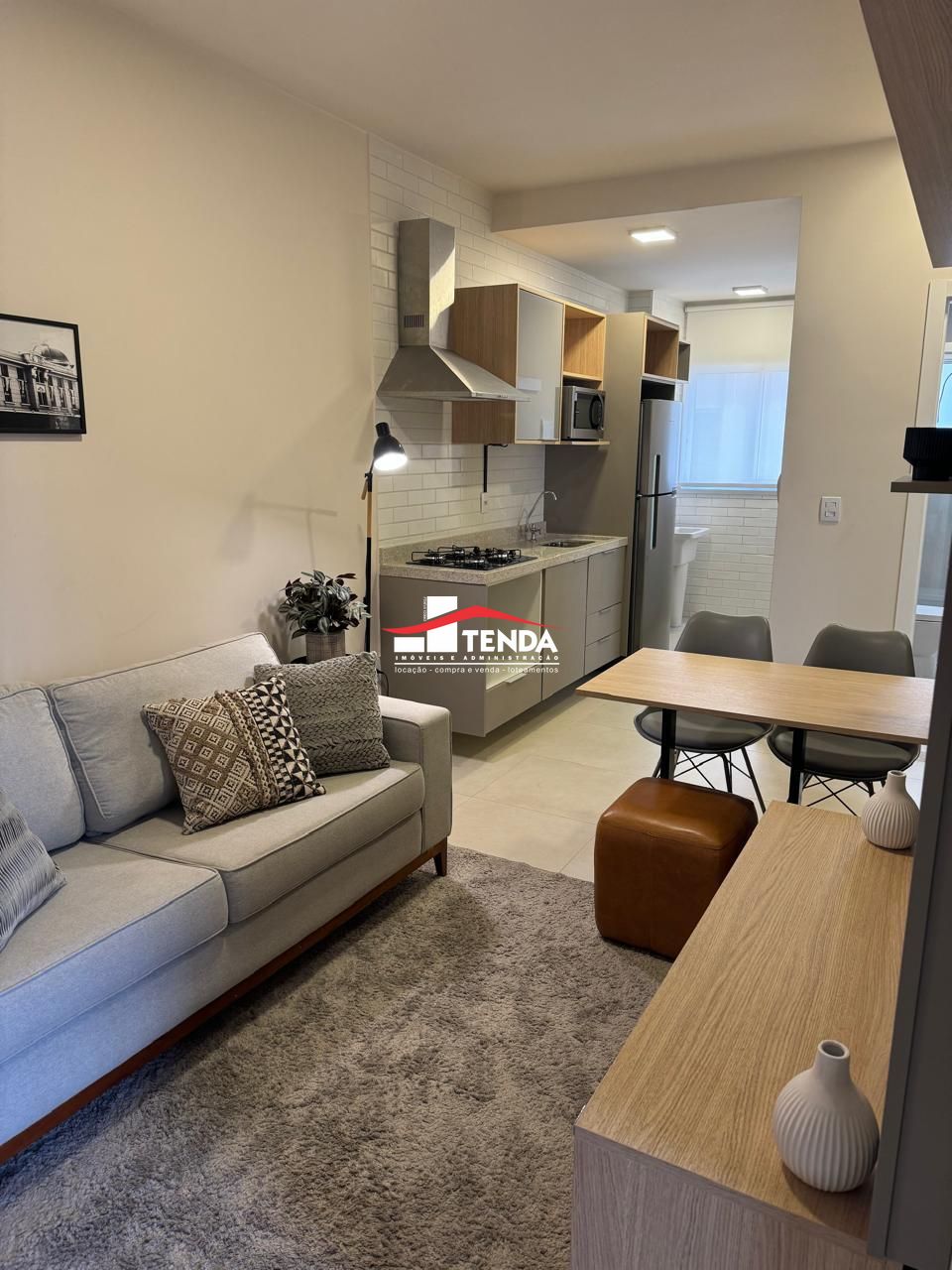 Apartamento para alugar com 2 quartos, 55m² - Foto 2