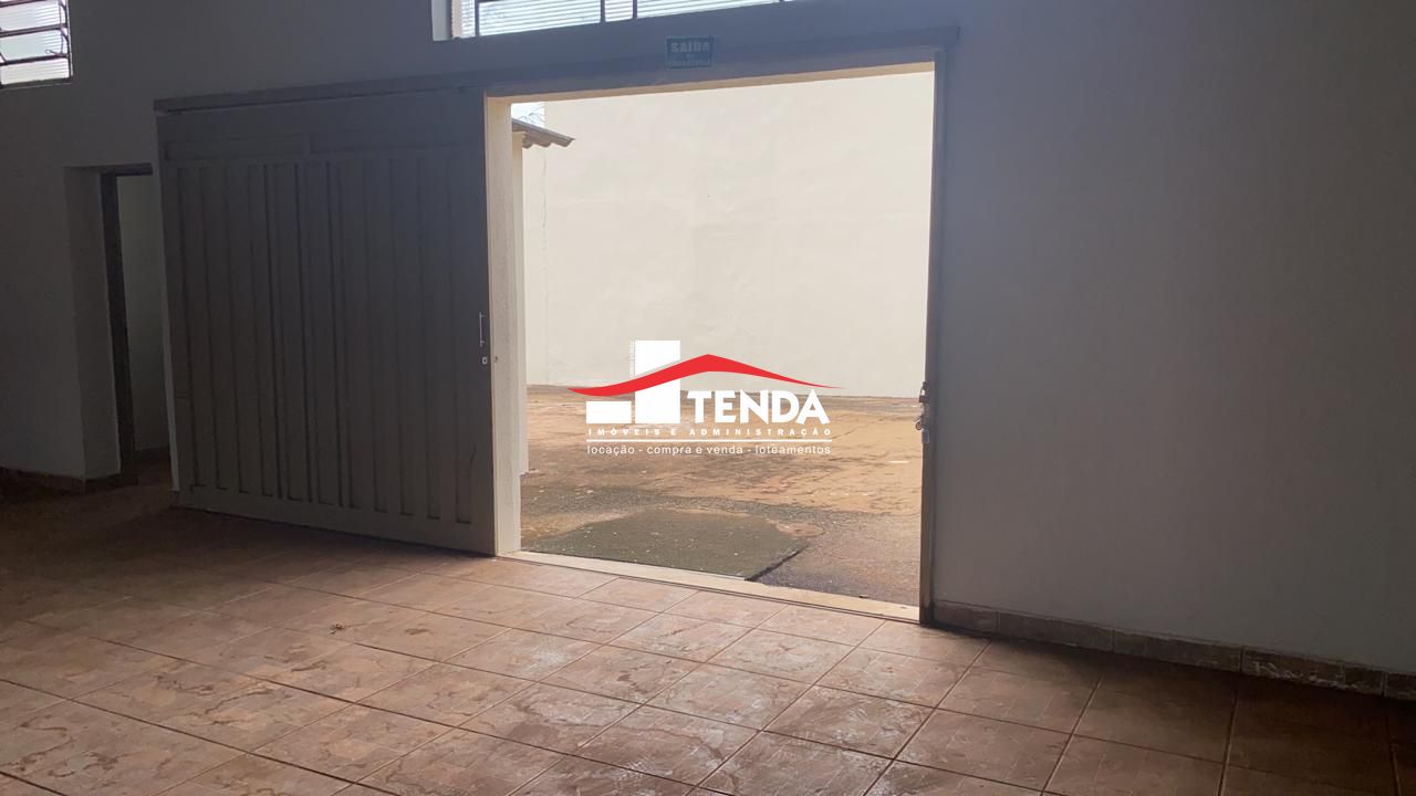 Depósito-Galpão-Armazém para alugar com 2 quartos, 600m² - Foto 6