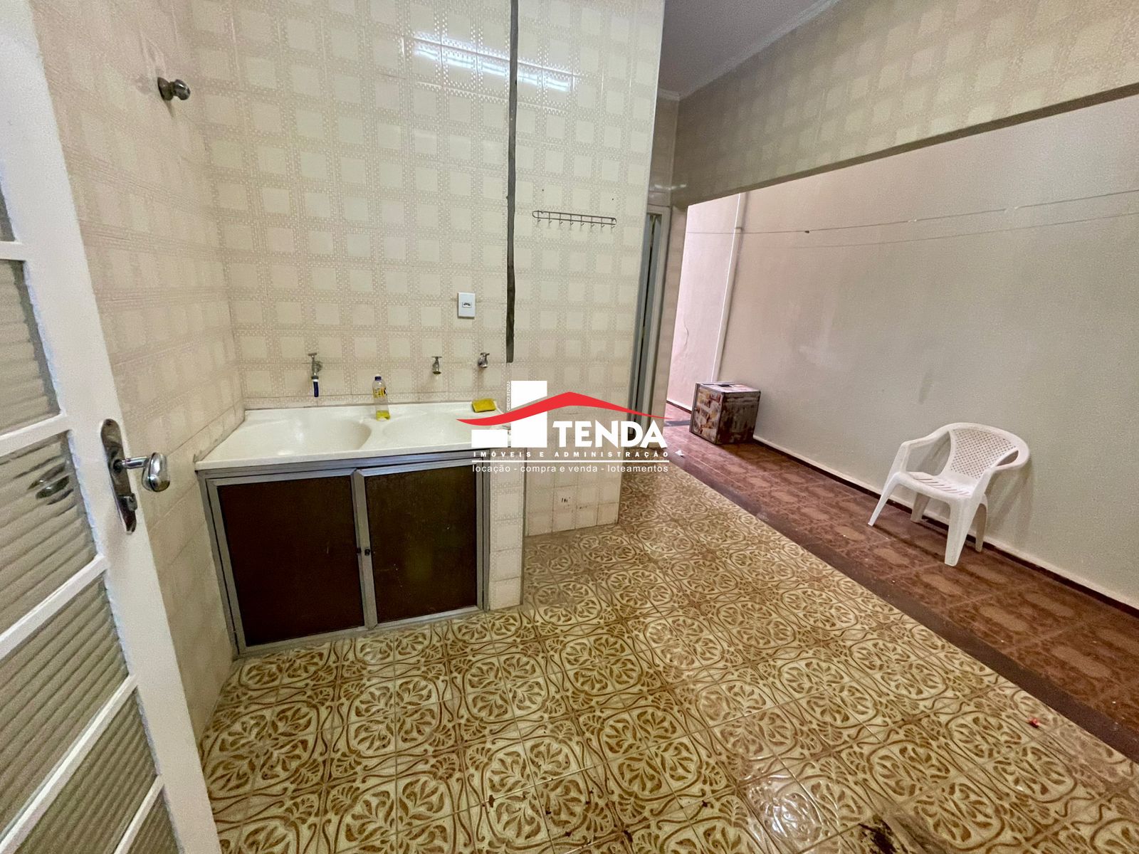 Casa para alugar com 3 quartos, 185m² - Foto 13