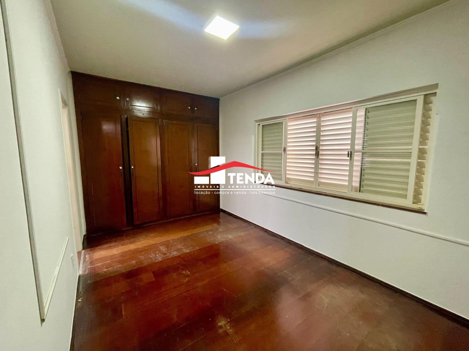 Casa para alugar com 3 quartos, 185m² - Foto 18