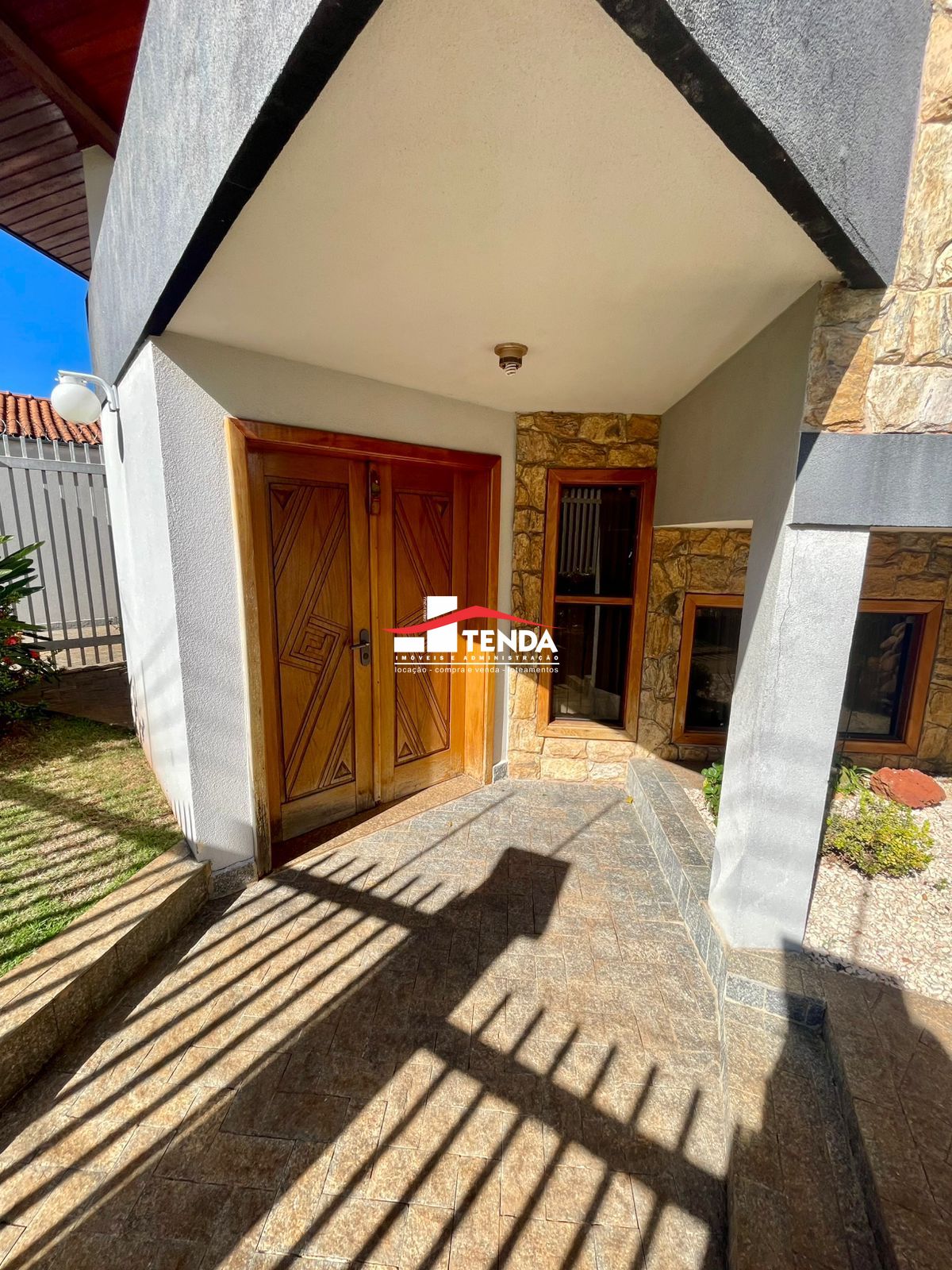 Casa para alugar com 5 quartos, 439m² - Foto 9