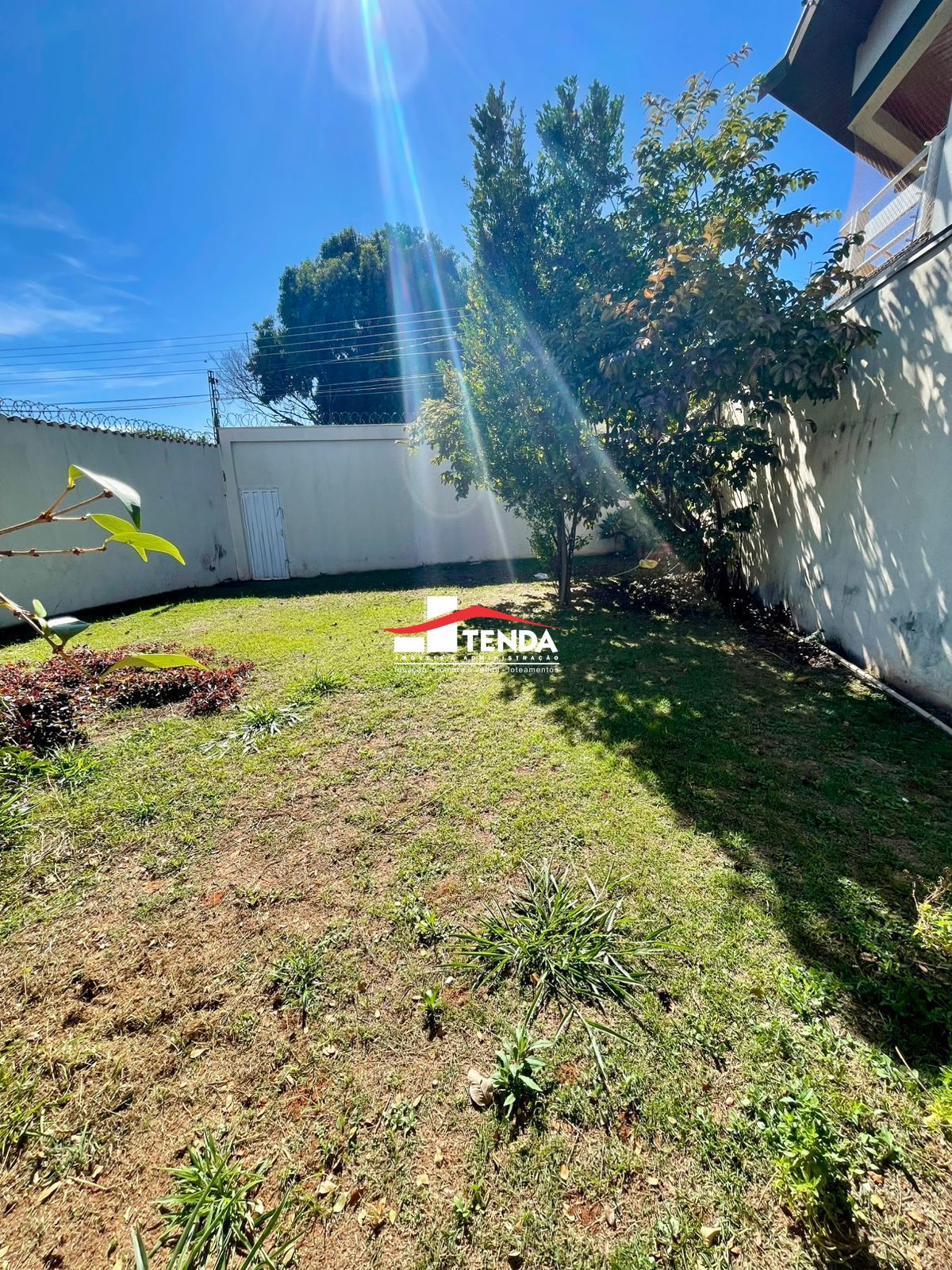 Casa para alugar com 5 quartos, 439m² - Foto 6