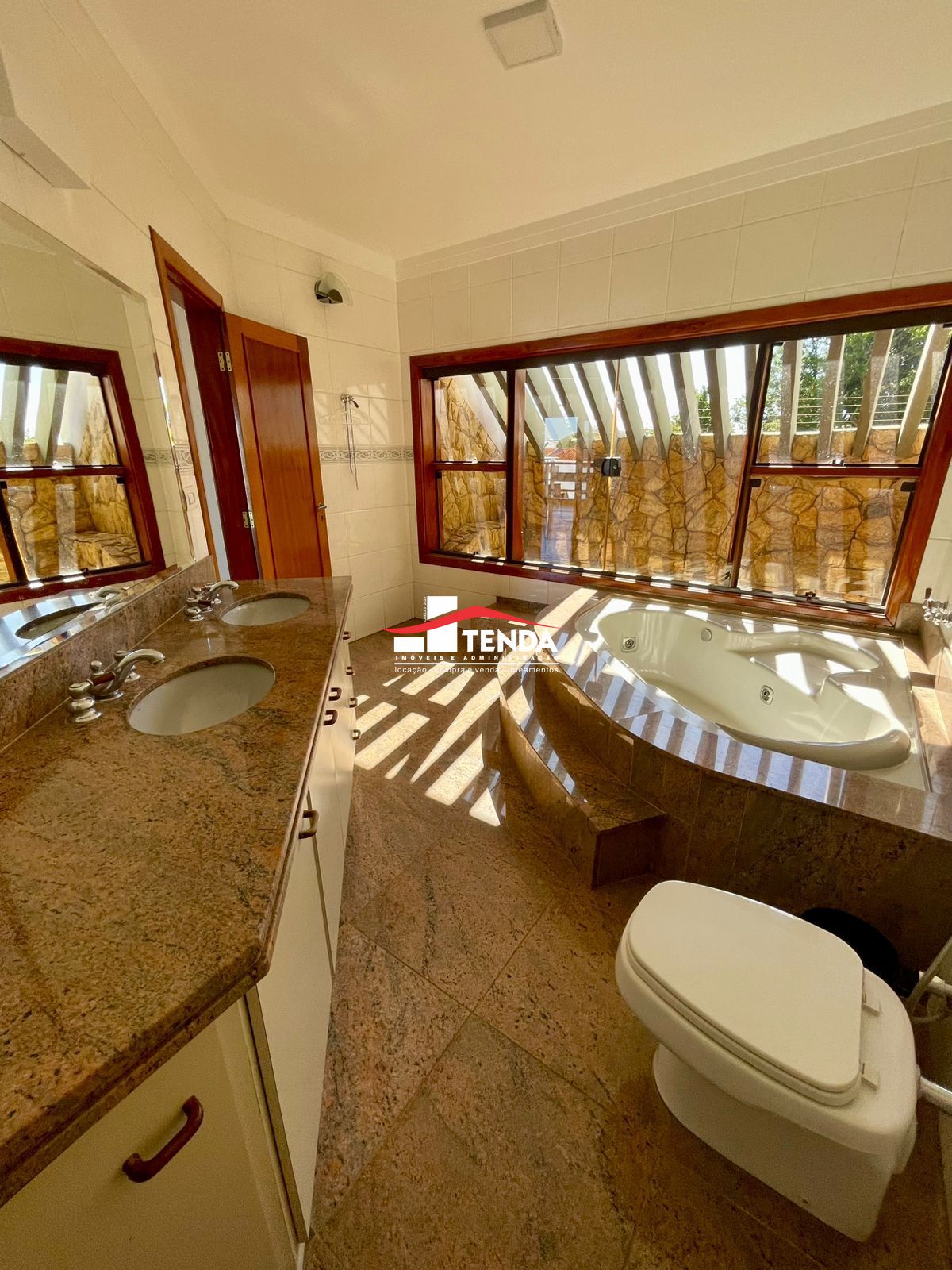 Casa para alugar com 5 quartos, 439m² - Foto 36