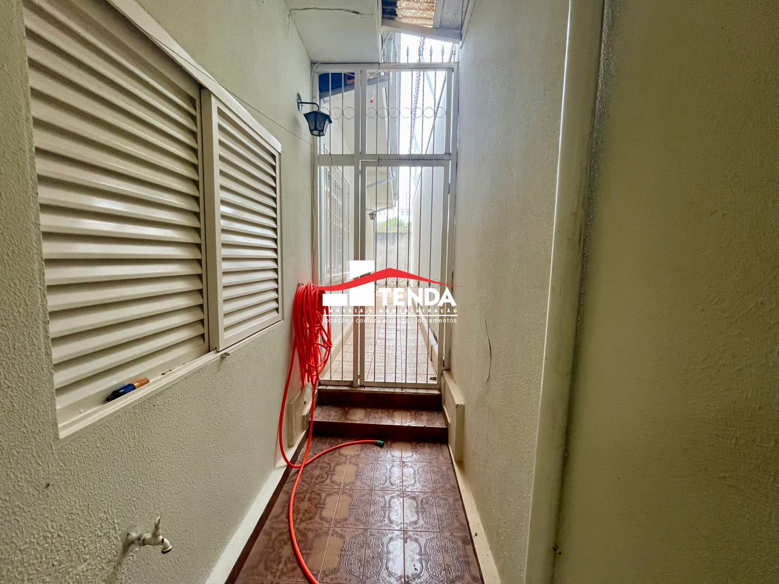 Casa para alugar com 3 quartos, 185m² - Foto 9