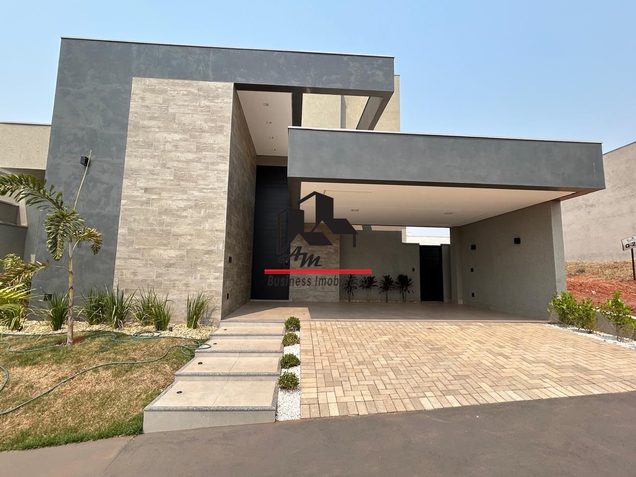 Casa de Condomínio com 3 quartos à venda, 174m² — foto 1 de 35