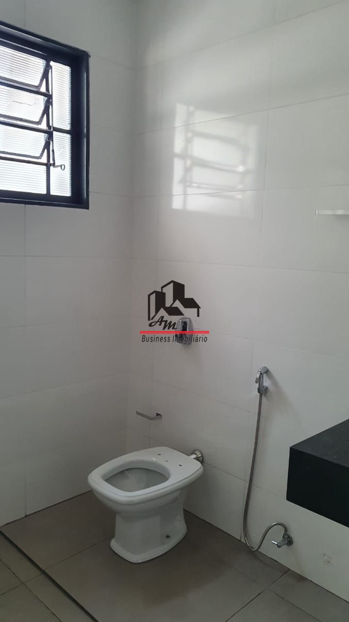 Loja / Salão / Ponto Comercial com 2 quartos à venda, 250m² — foto 10 de 26