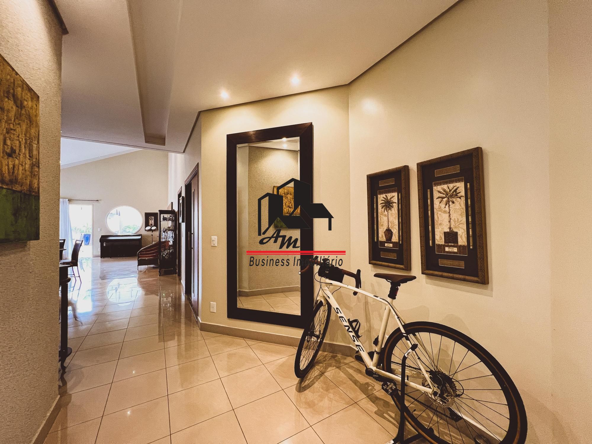 Casa de Condomínio com 3 quartos à venda, 250m² — foto 10 de 28