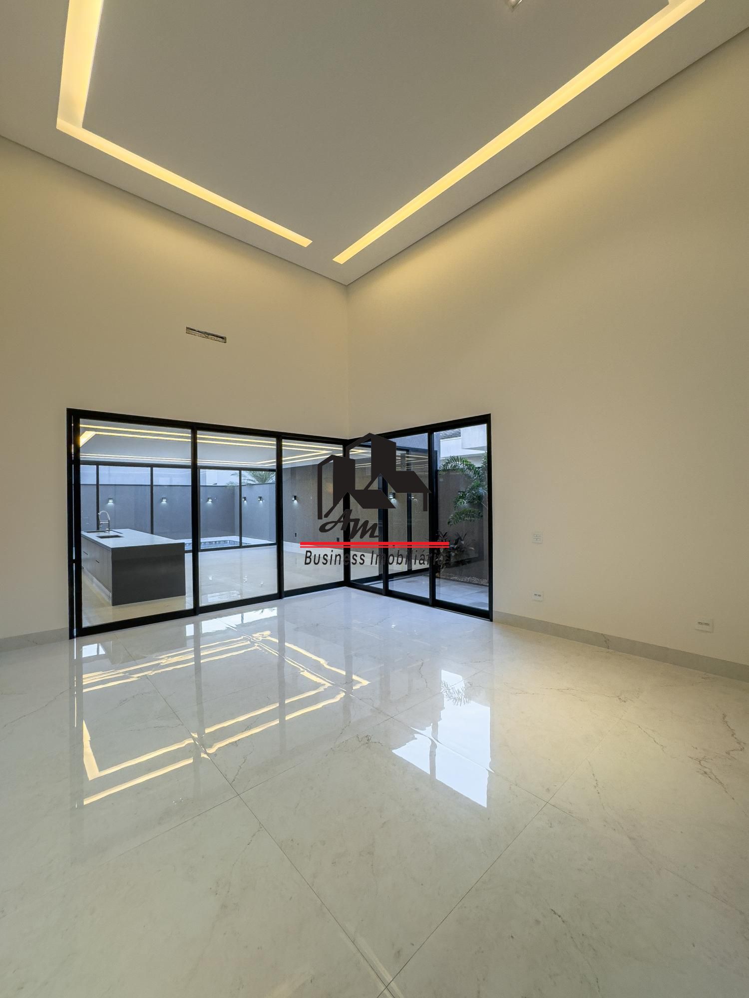 Casa de Condomínio com 3 quartos à venda, 260m² — foto 18 de 40