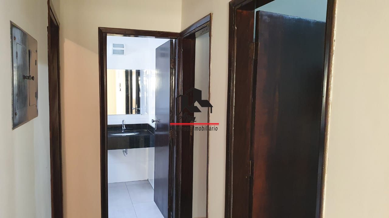 Loja / Salão / Ponto Comercial com 2 quartos à venda, 250m² — foto 15 de 26