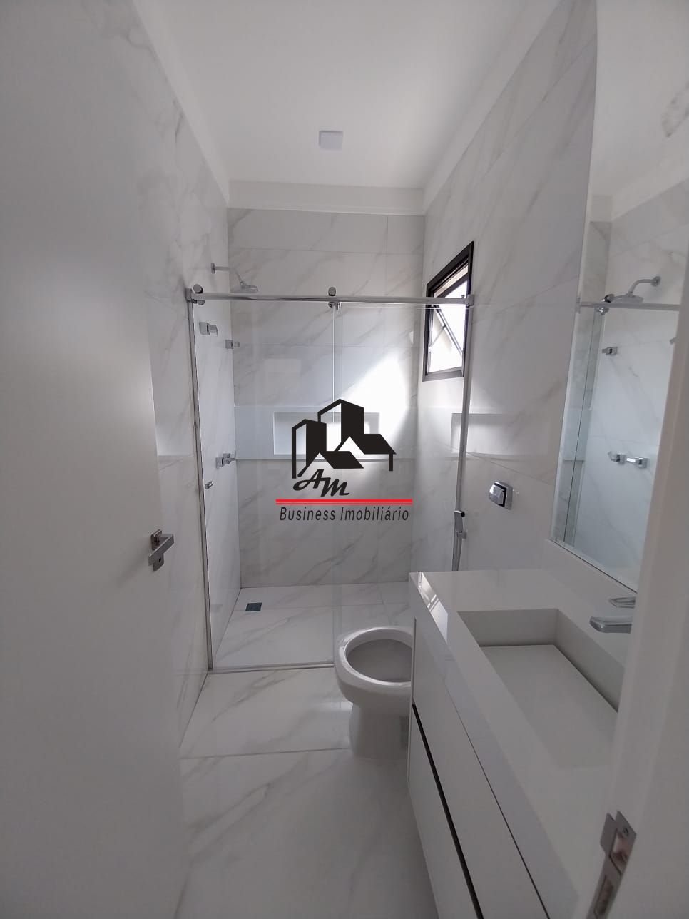Casa de Condomínio com 4 quartos à venda, 380m² — foto 3 de 26