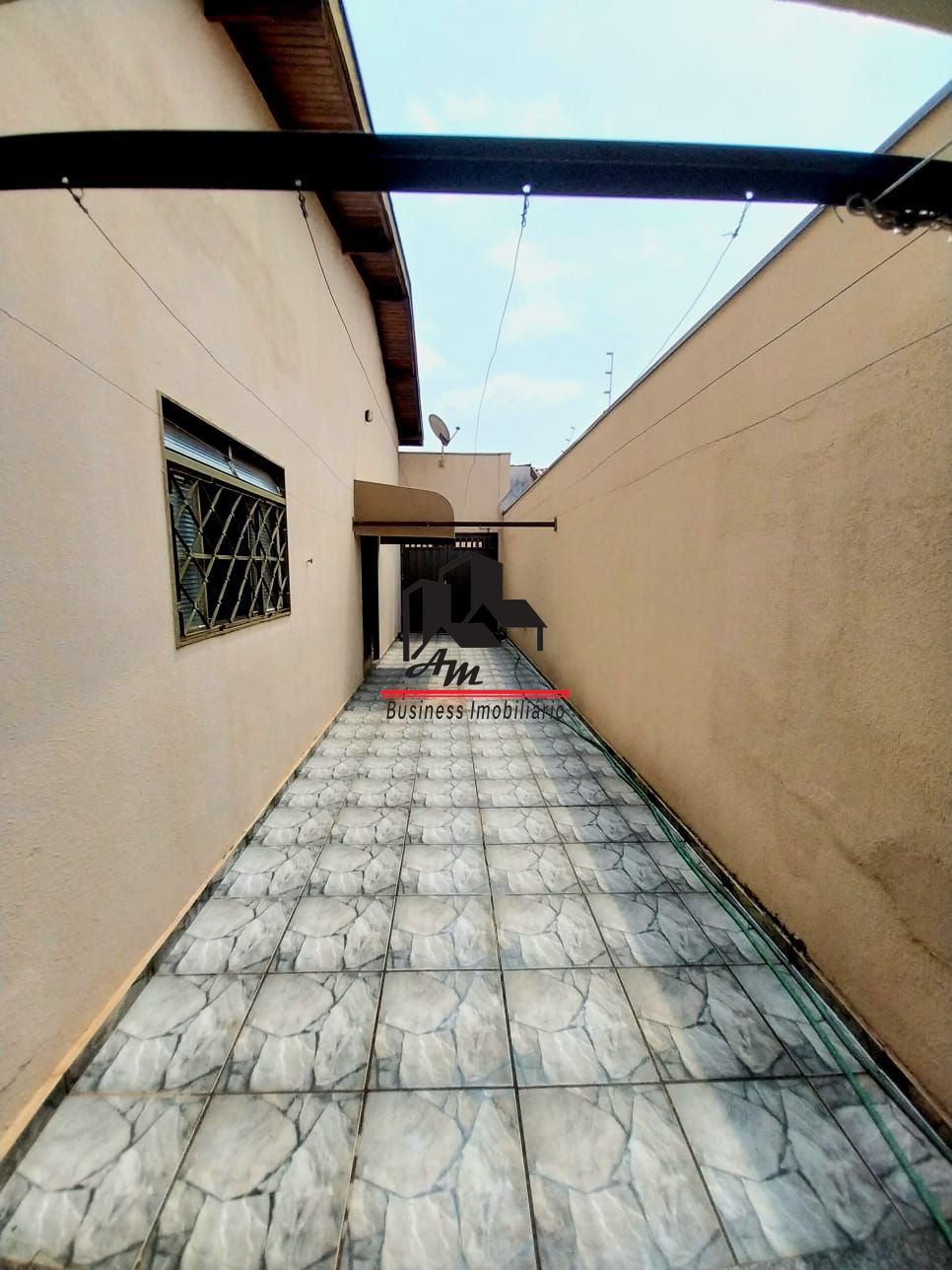 Casa com 3 quartos à venda, 267m² — foto 28 de 33