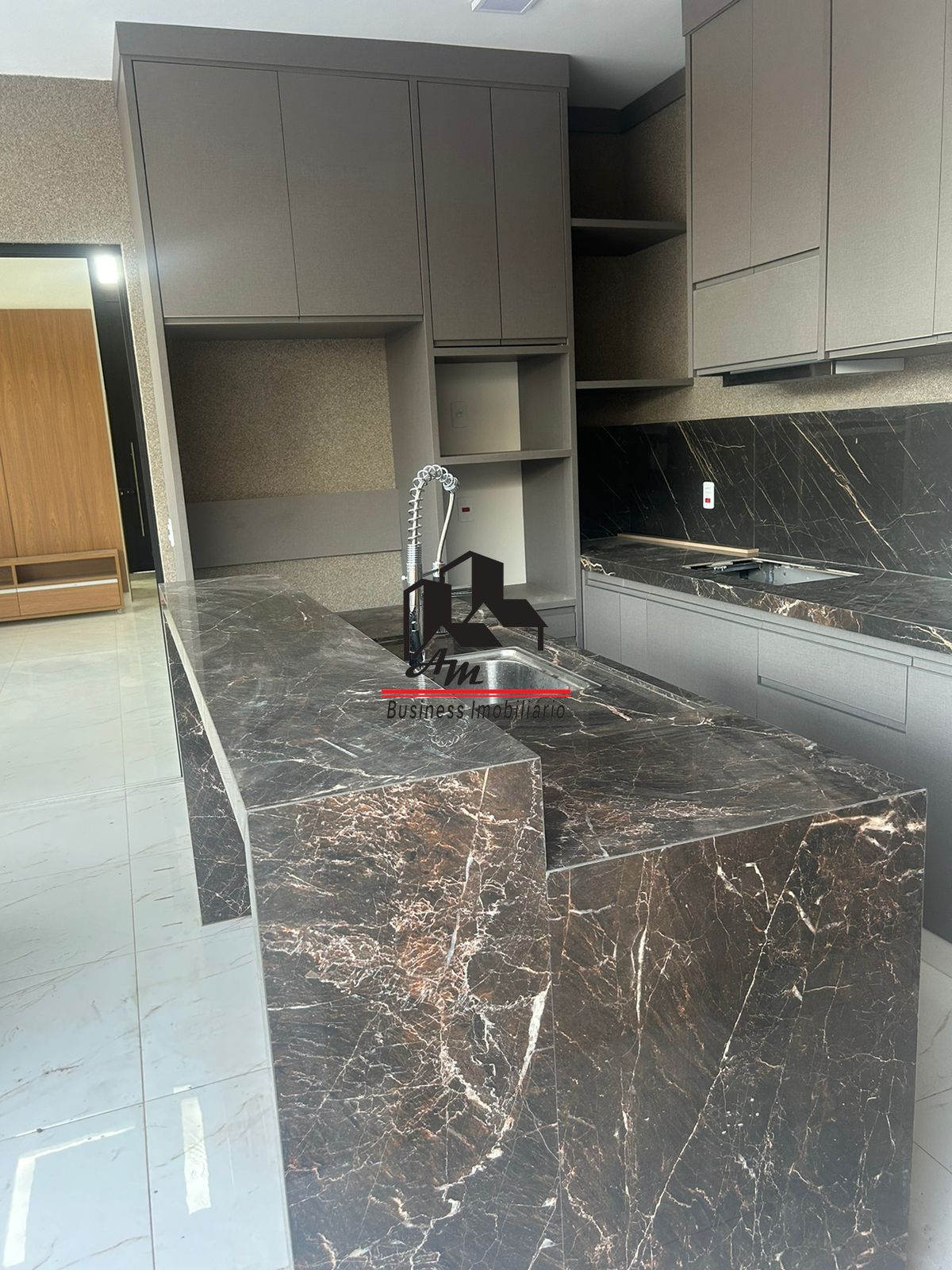 Casa de Condomínio com 3 quartos à venda, 180m² — foto 9 de 26