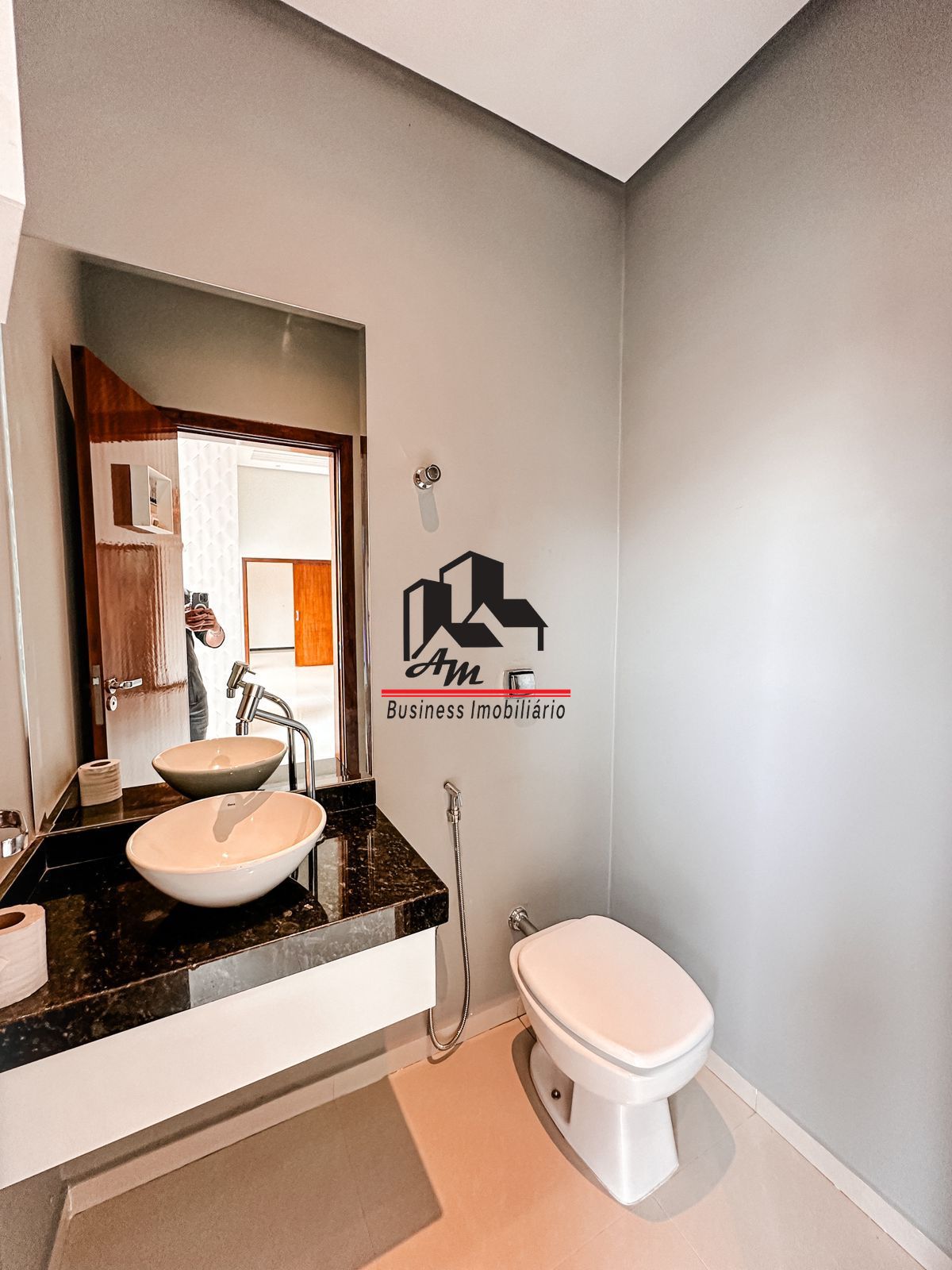 Casa de Condomínio com 3 quartos à venda, 200m² — foto 3 de 18