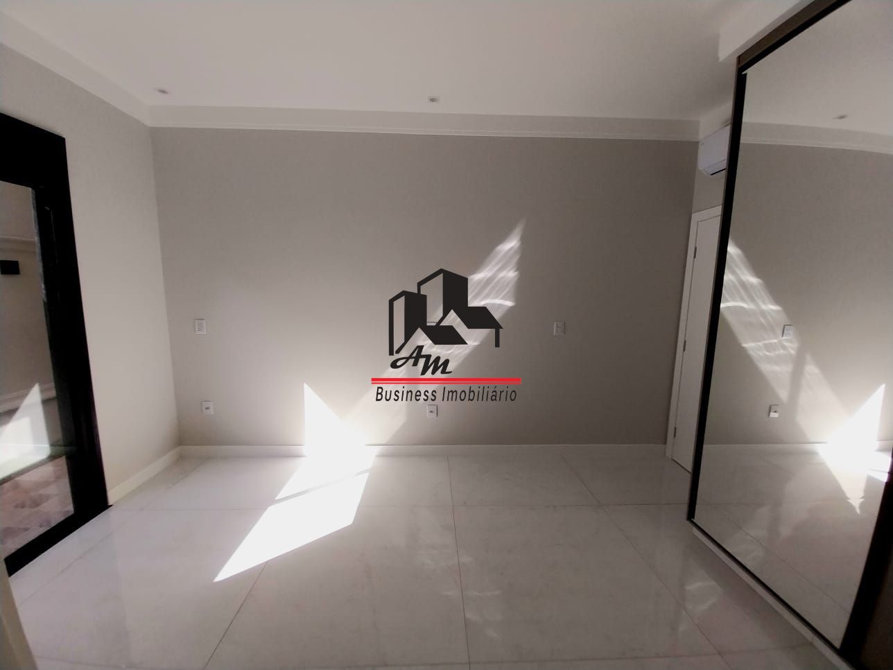 Casa de Condomínio com 4 quartos à venda, 380m² — foto 6 de 26
