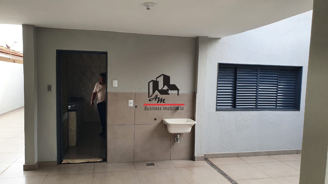Loja / Salão / Ponto Comercial com 2 quartos à venda, 250m² — foto 19 de 26