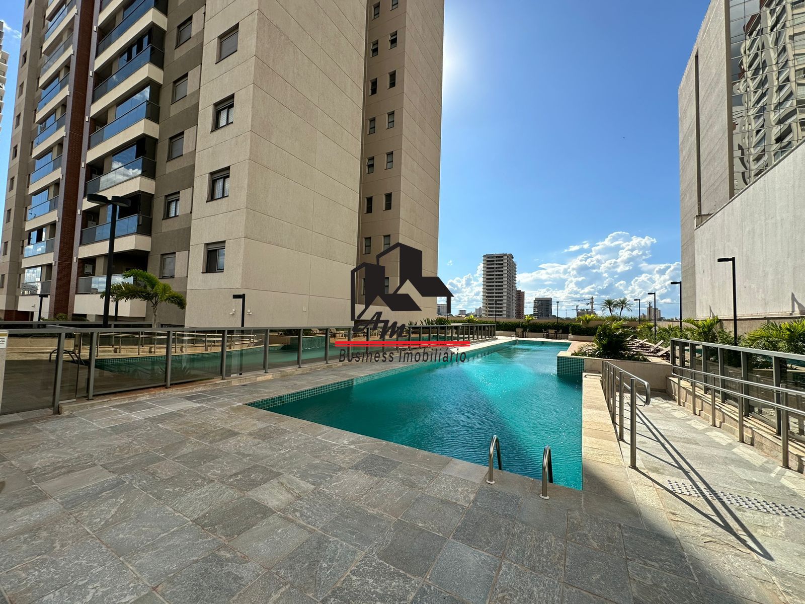 Apartamento com 3 quartos à venda, 127m² — foto 1 de 9