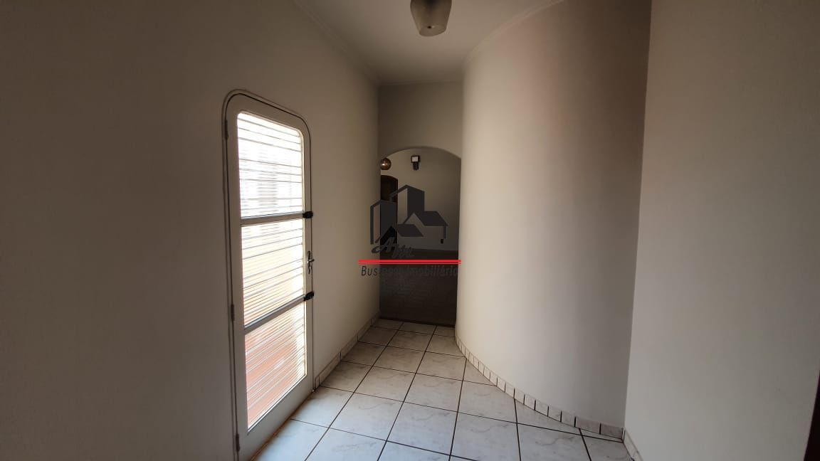 Casa com 3 quartos à venda, 224m² — foto 17 de 25