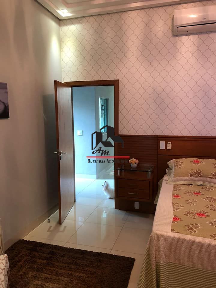 Casa de Condomínio com 5 quartos à venda, 360m² — foto 16 de 17