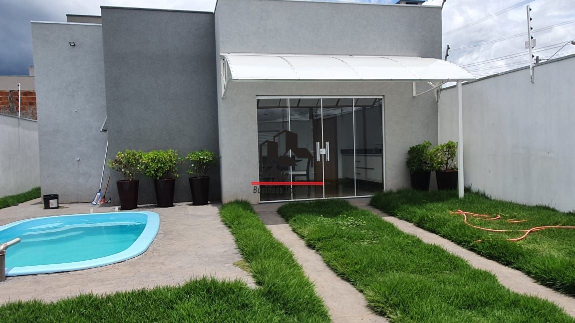 Casa com 2 quartos à venda, 81m² — foto 1 de 21