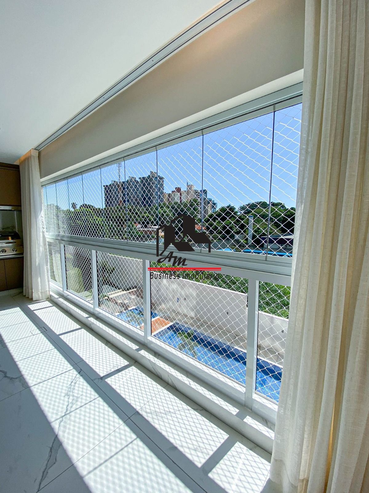 Apartamento com 3 quartos à venda, 115m² — foto 1 de 20