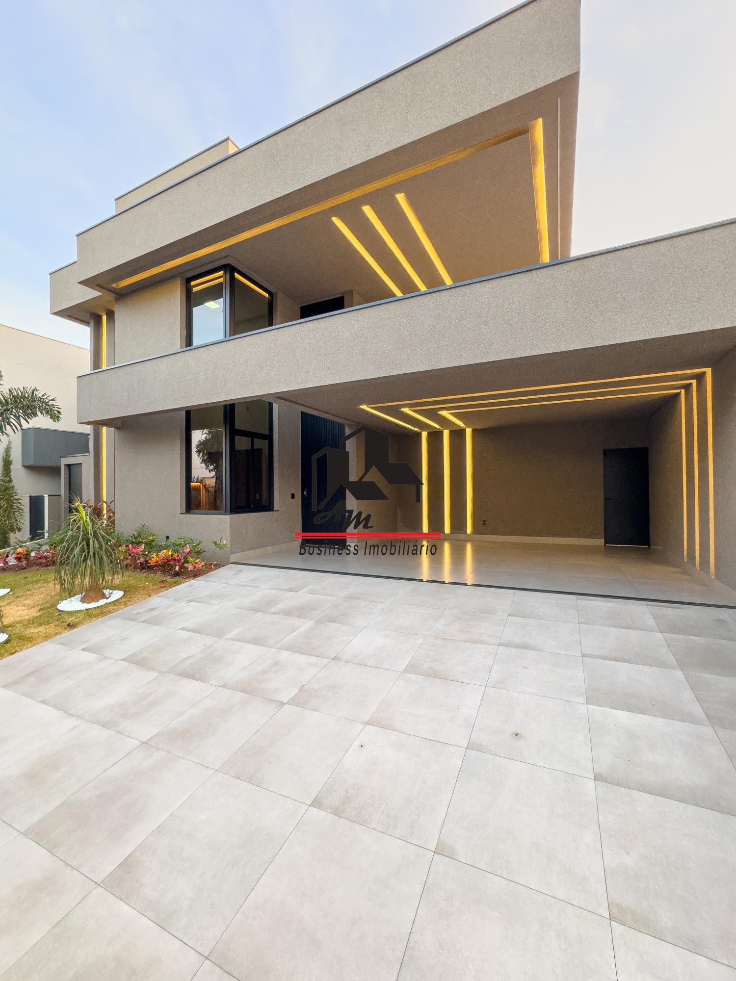 Casa de Condomínio com 3 quartos à venda, 260m² — foto 2 de 40
