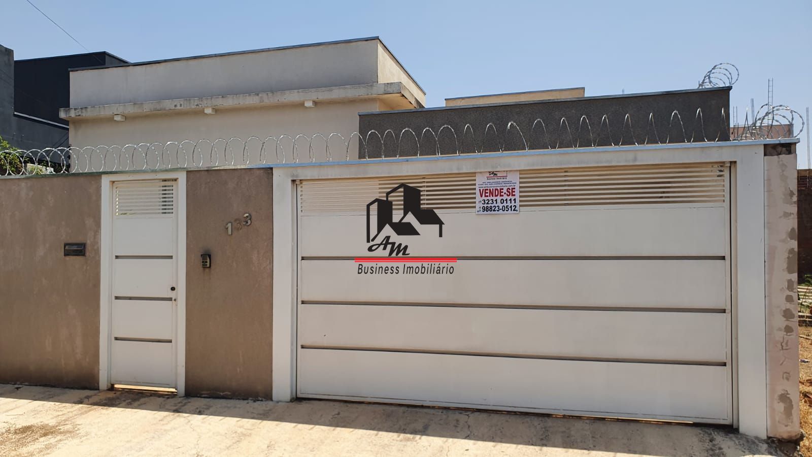 Casa com 3 quartos à venda, 100m² — foto 1 de 21