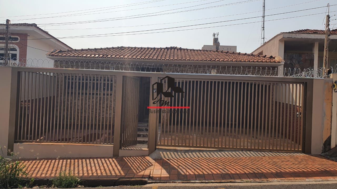 Casa com 3 quartos à venda, 224m² — foto 1 de 25