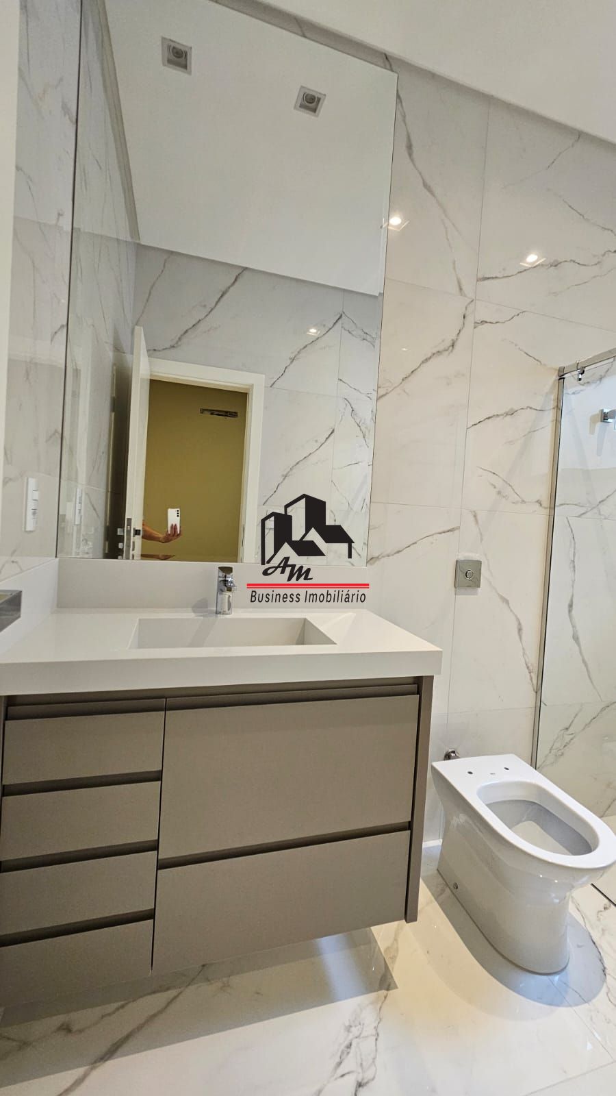 Casa com 4 quartos à venda, 282m² — foto 46 de 52