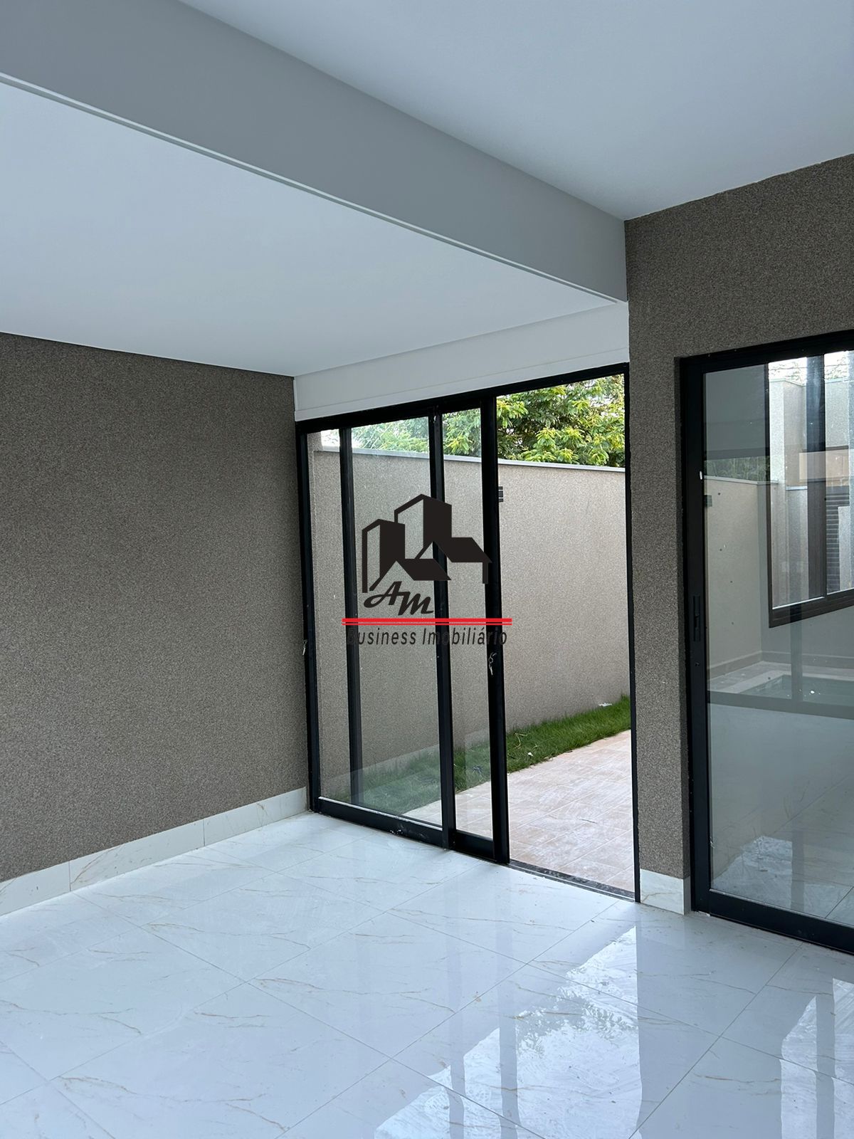 Casa de Condomínio com 3 quartos à venda, 180m² — foto 10 de 26