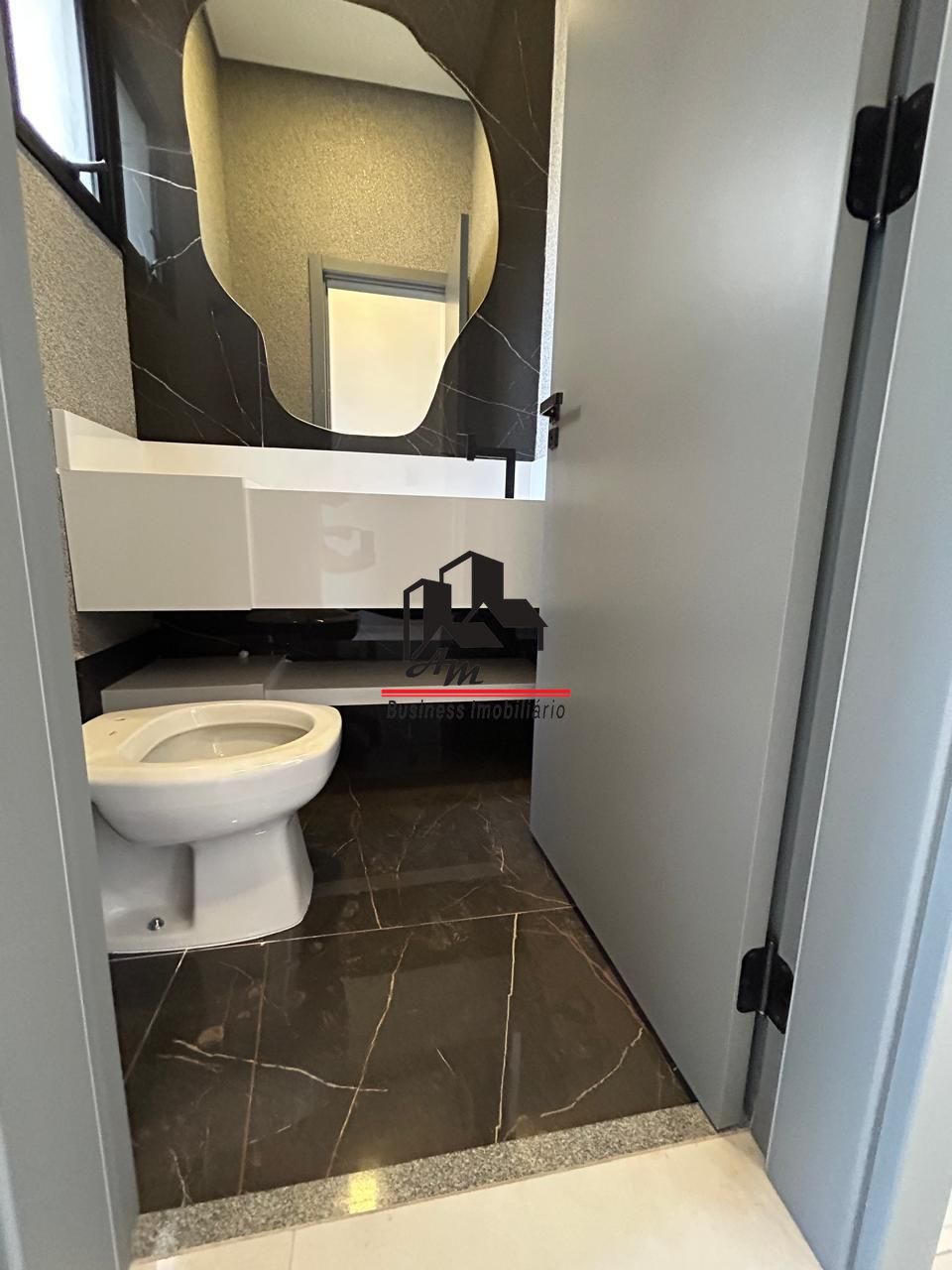 Casa de Condomínio com 3 quartos à venda, 174m² — foto 13 de 35