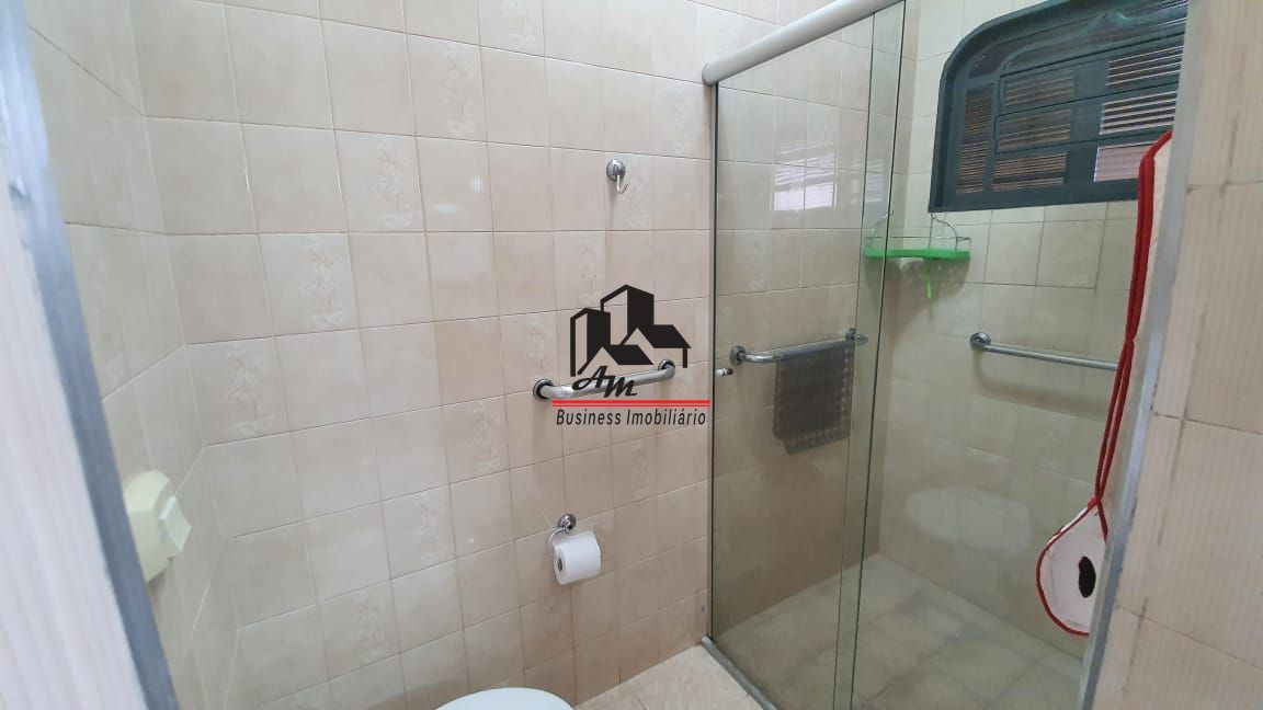 Casa com 4 quartos à venda, 184m² — foto 15 de 30