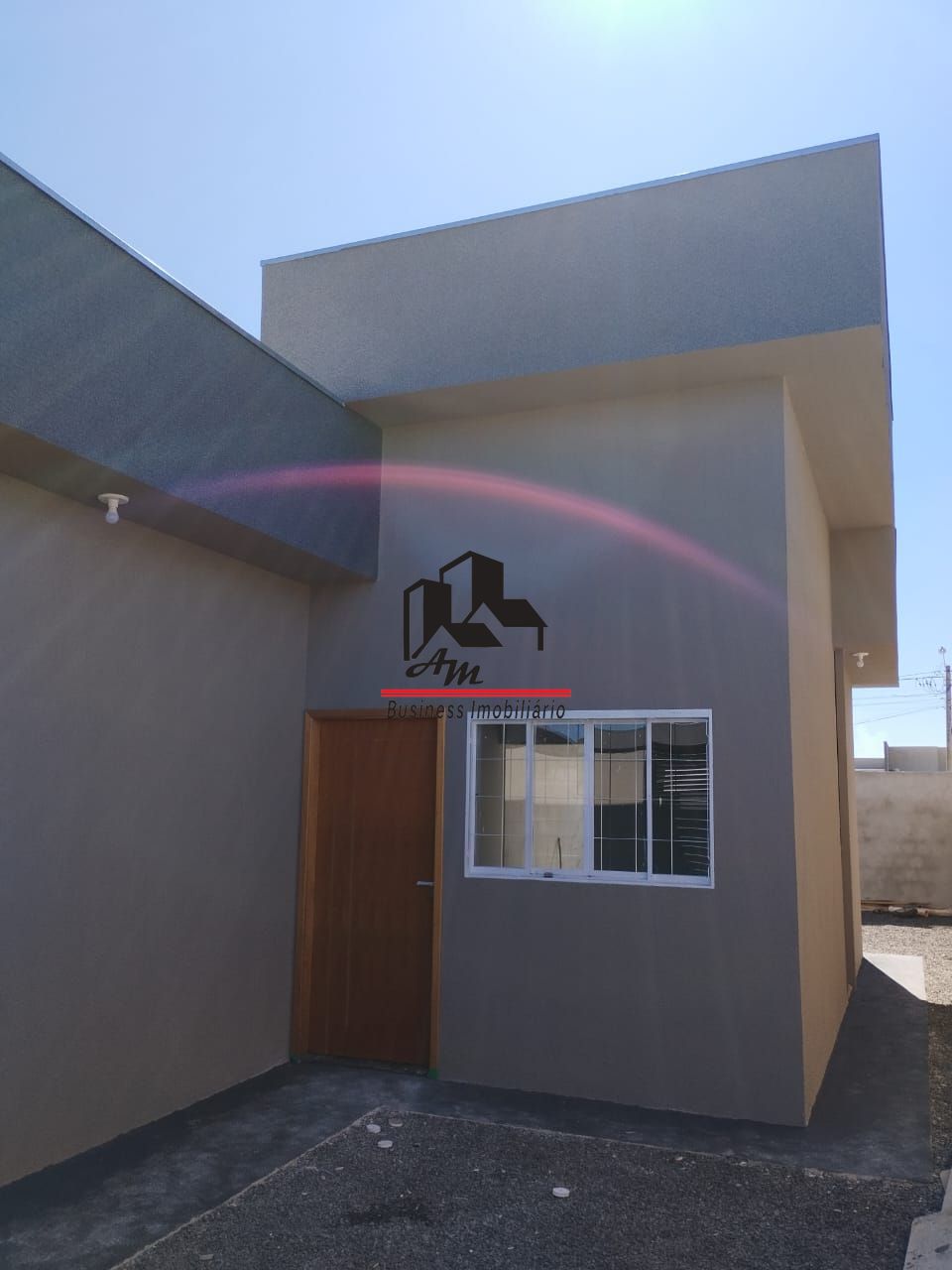Casa com 2 quartos à venda, 61m² — foto 1 de 6