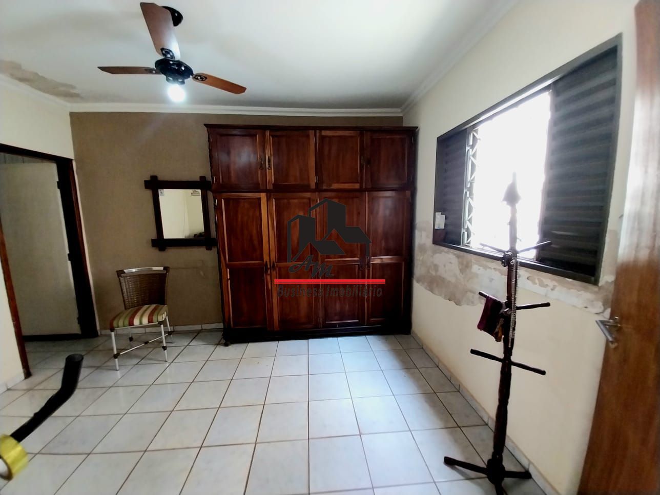 Casa com 3 quartos à venda, 267m² — foto 9 de 33