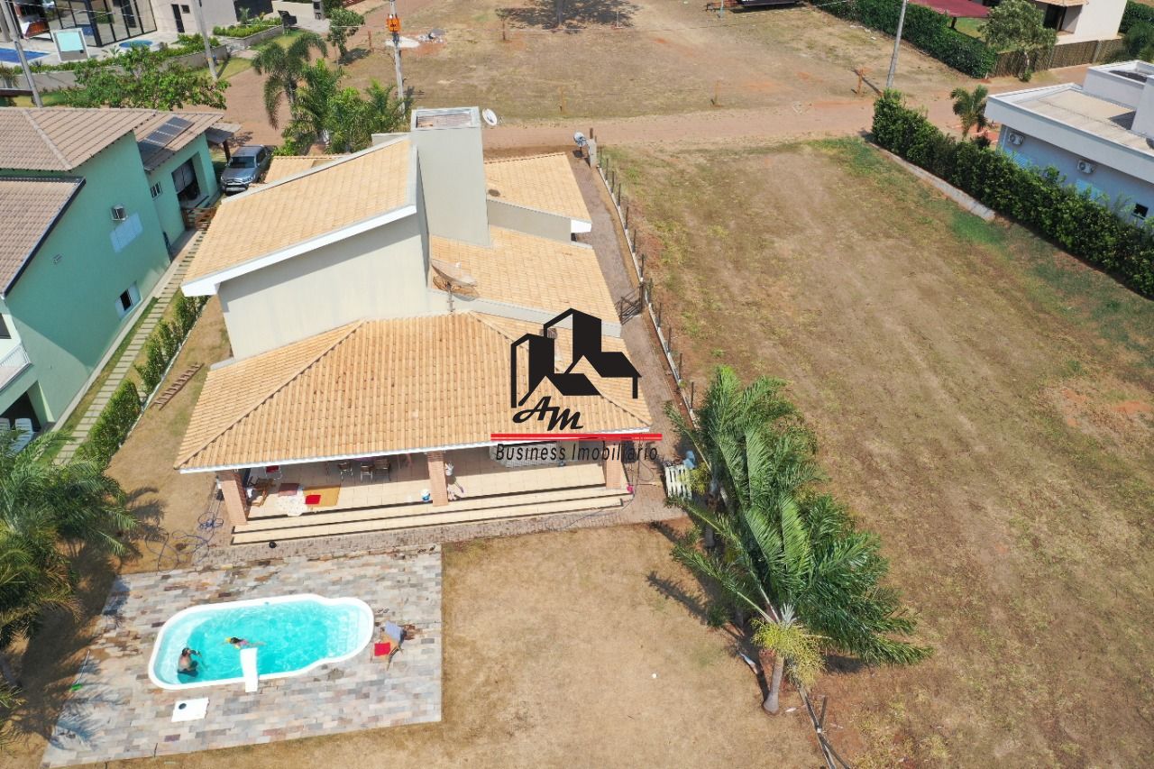 Fazenda / Sítio / Chácara com 2 quartos à venda, 236m² — foto 2 de 8