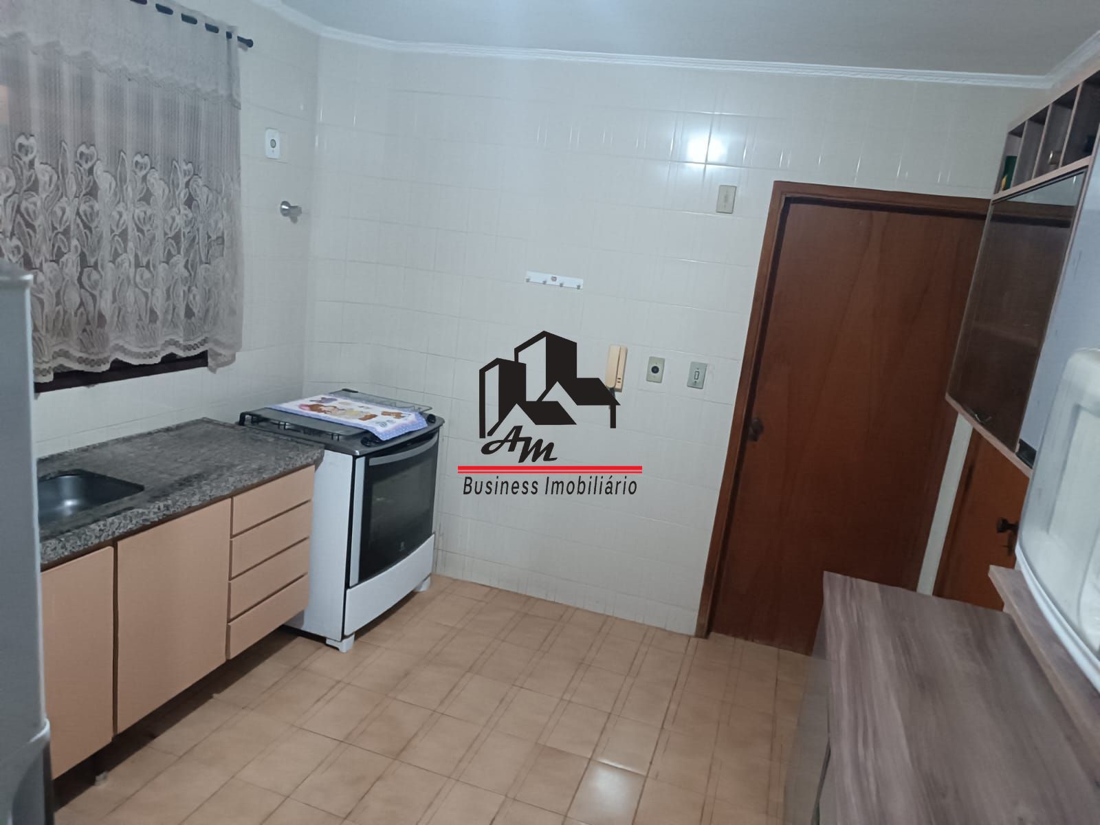 Apartamento com 3 quartos à venda, 100m² — foto 2 de 20