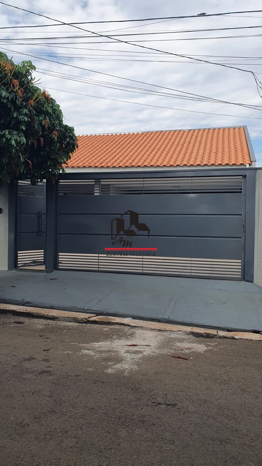 Loja / Salão / Ponto Comercial com 2 quartos à venda, 250m² — foto 1 de 26