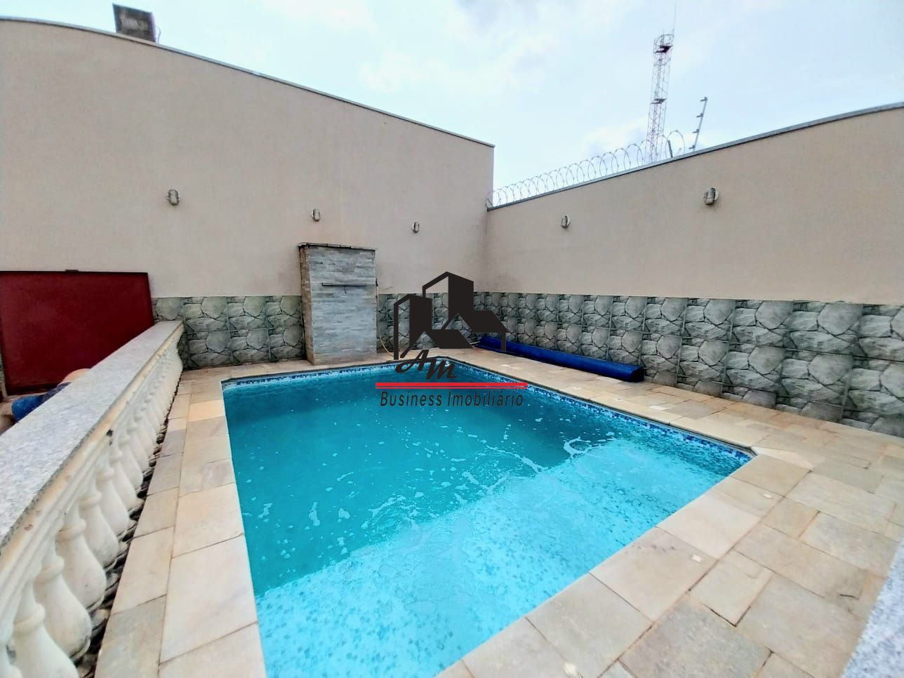 Casa com 3 quartos à venda, 267m² — foto 30 de 33